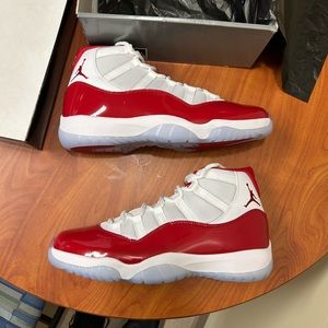 Jordan 11 Cherry